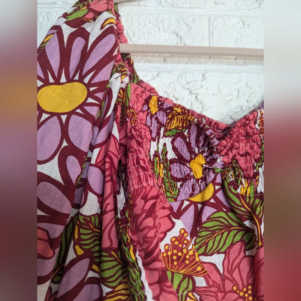 SWF Frida Exaggerated Puff Sleeve Floral Top - Picture 2 of 11